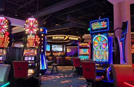 v 16 Arcade & Crash